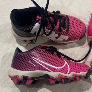 Nike Kids Pink and Black softball cleats